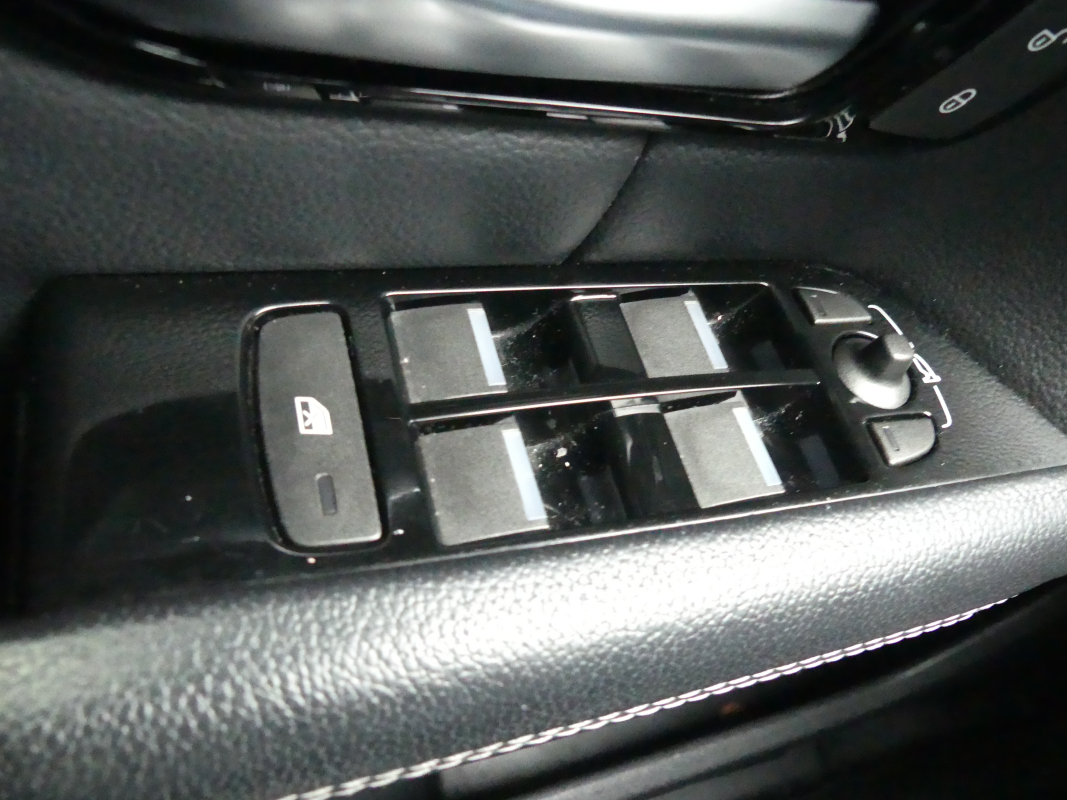 Land Rover Range Rover Evoque — 22
