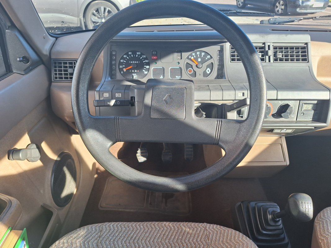 Renault Super 5 — 23