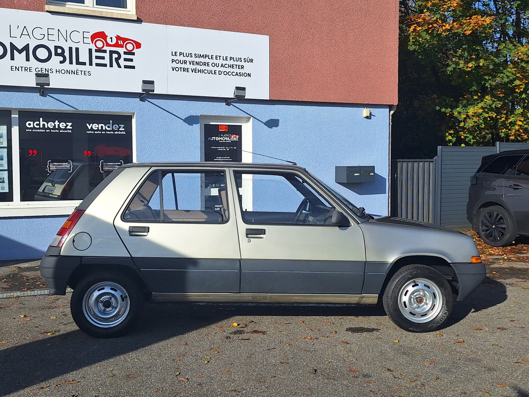 Renault Super 5 — 8
