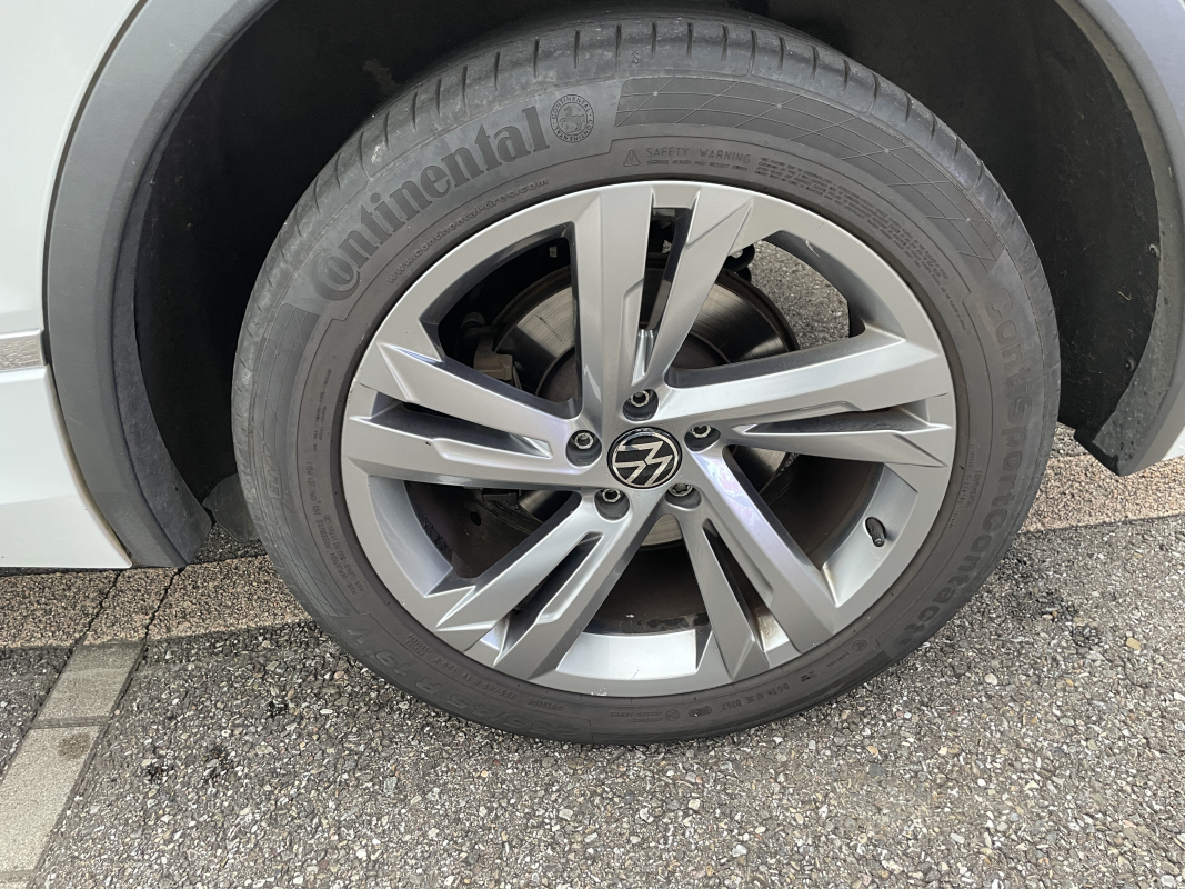 Volkswagen Tiguan — 19