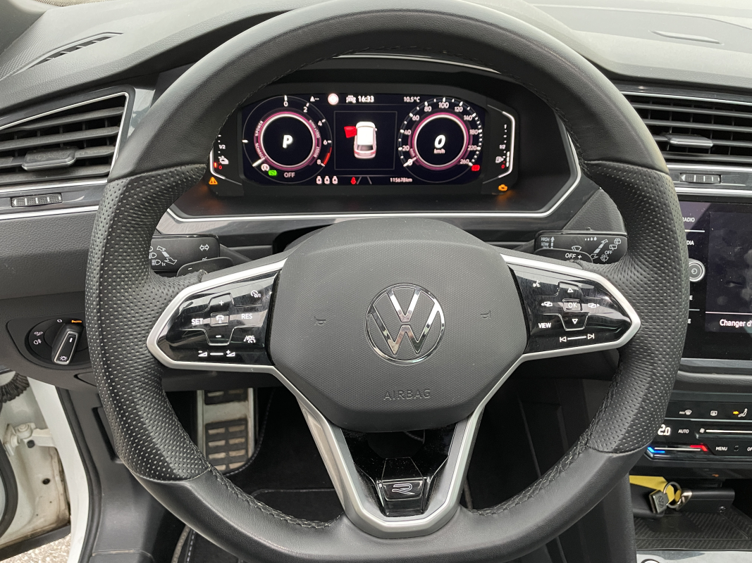 Volkswagen Tiguan — 15