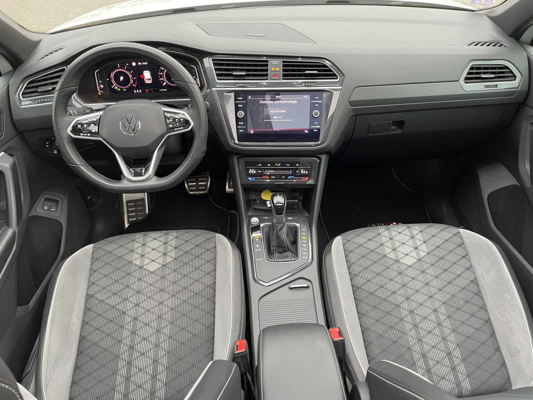 Volkswagen Tiguan — 10