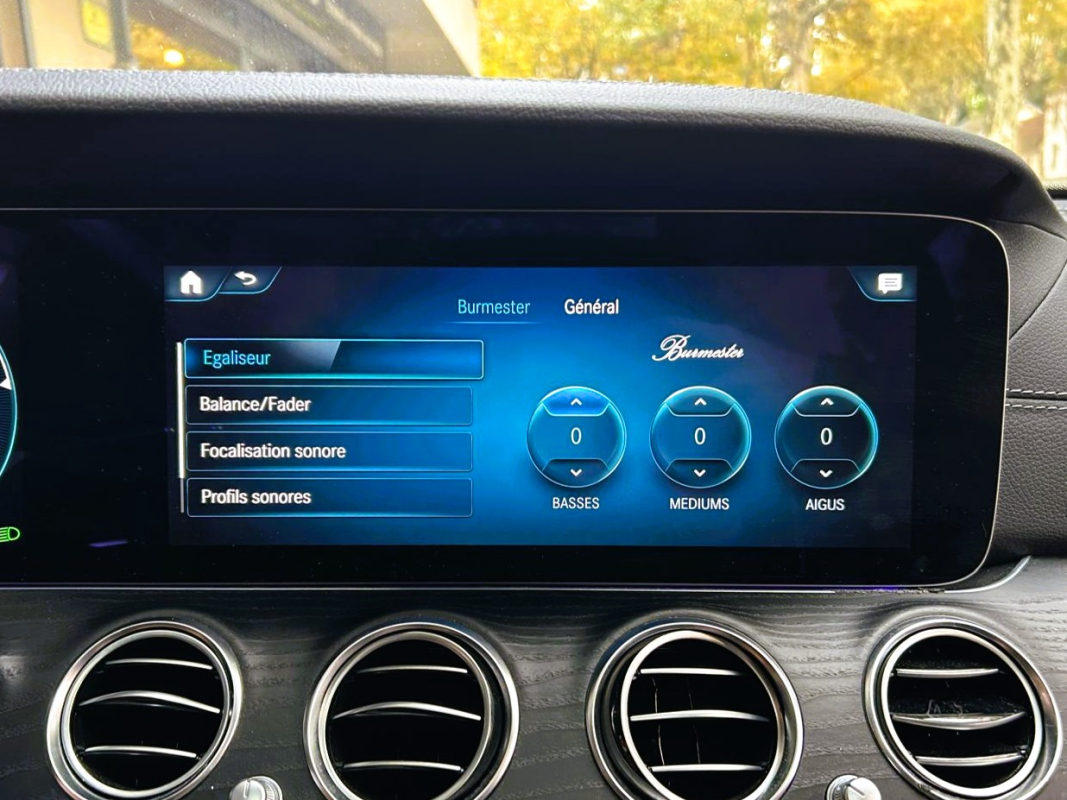 Mercedes Classe E — 25