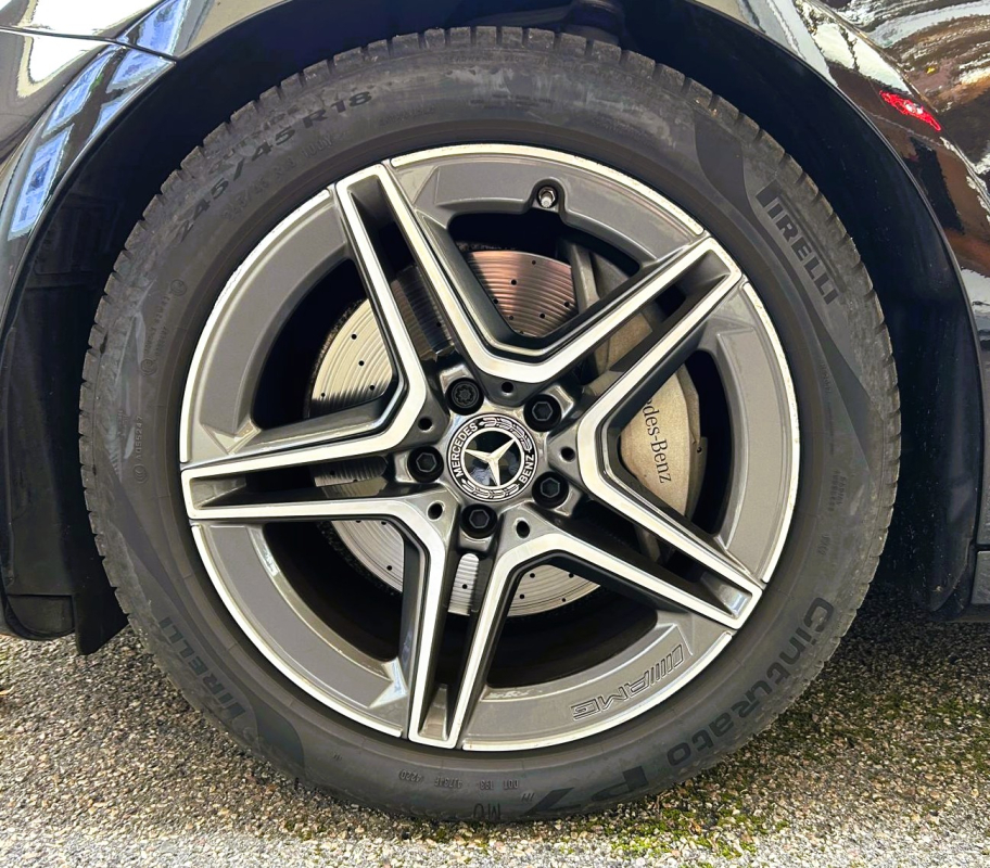 Mercedes Classe E — 16