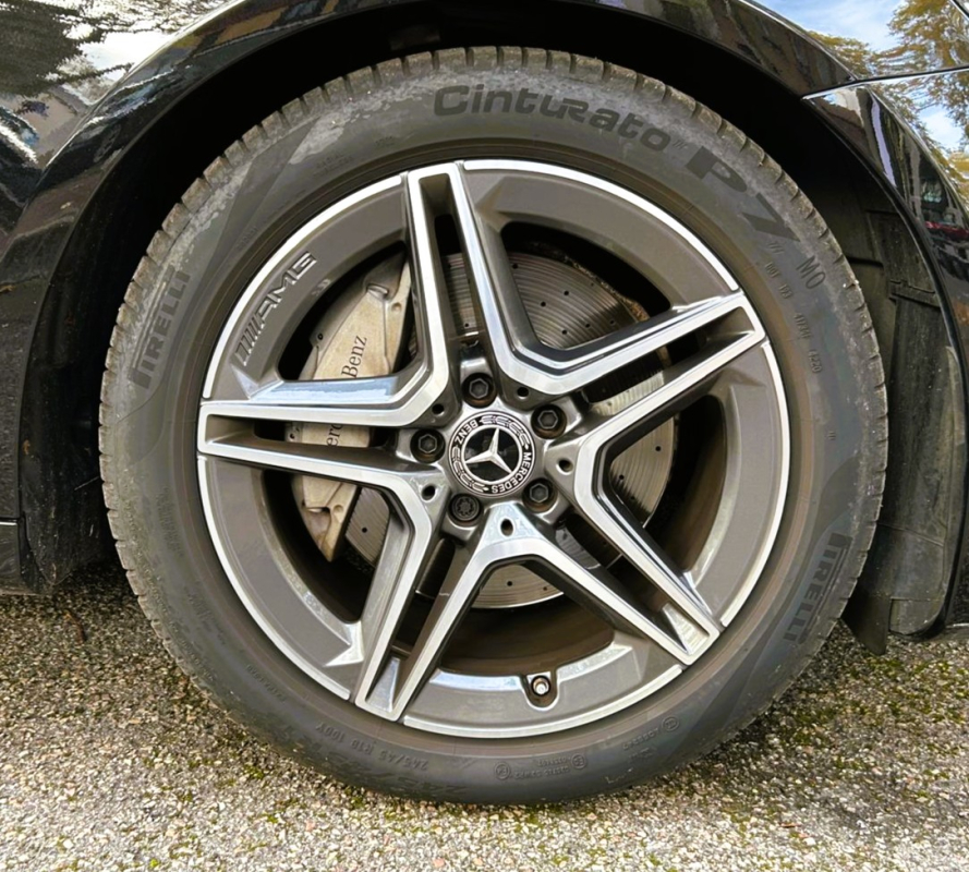 Mercedes Classe E — 26