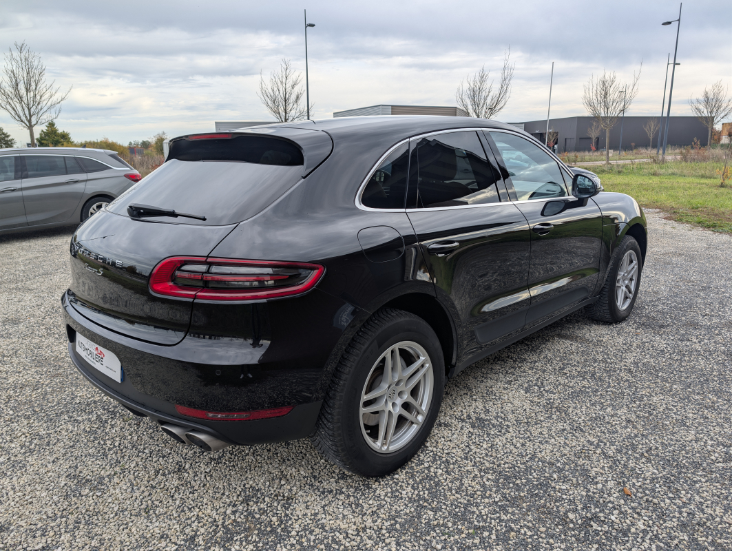 Porsche Macan — 5