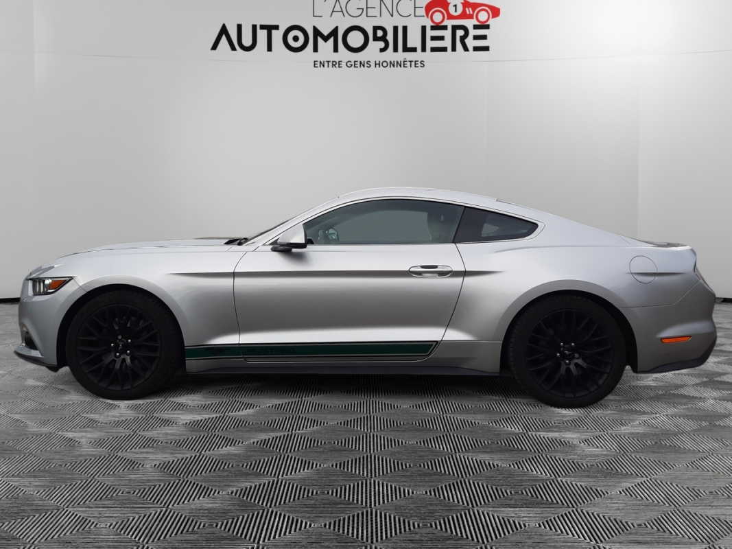 Ford Mustang — 8