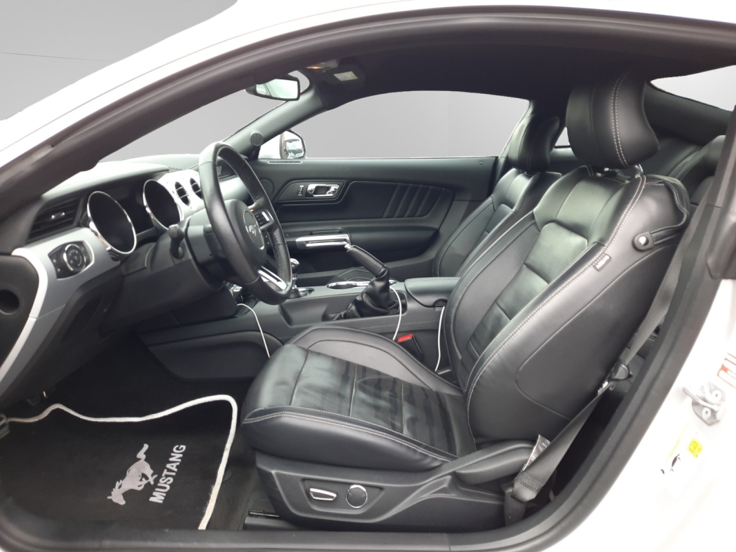 Ford Mustang — 9