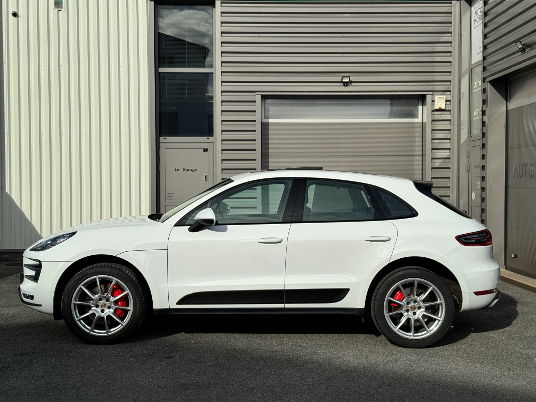 Porsche Macan — 5