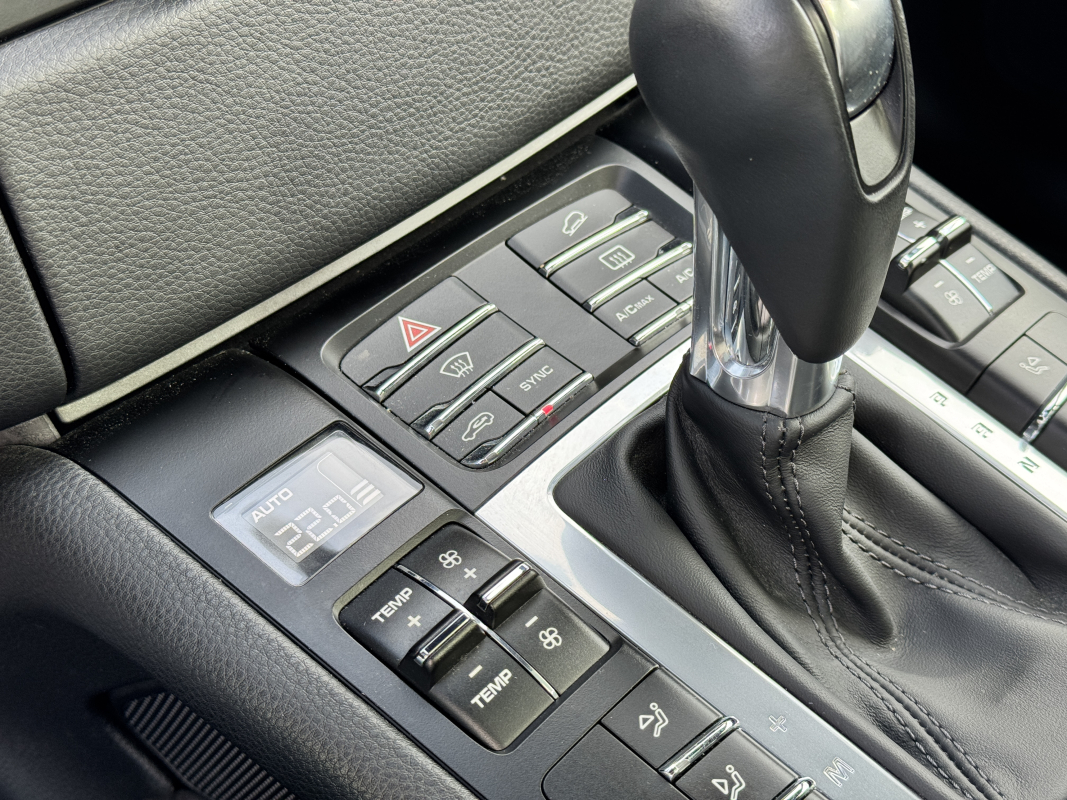 Porsche Macan — 29