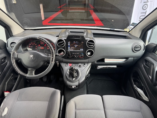 Peugeot Partner — 3