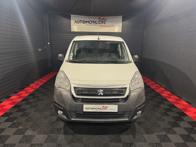Peugeot Partner — 12