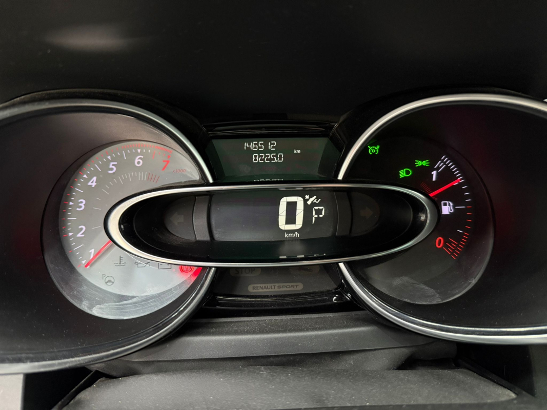 Renault Clio — 18