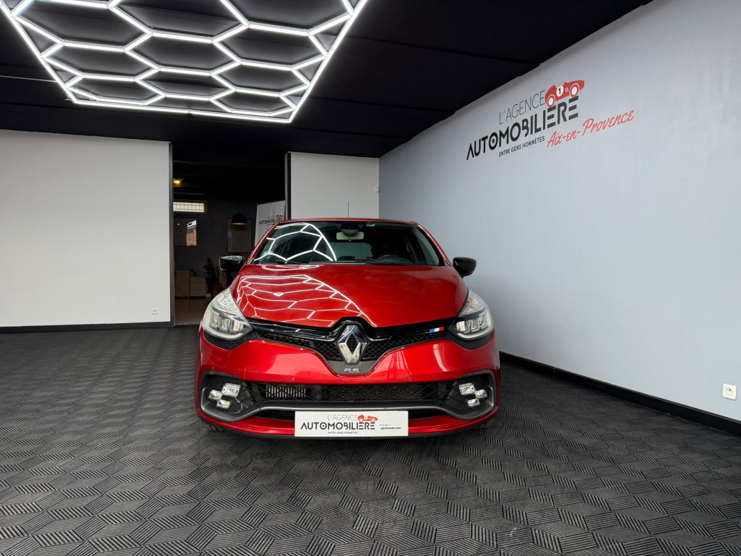 Renault Clio — 8