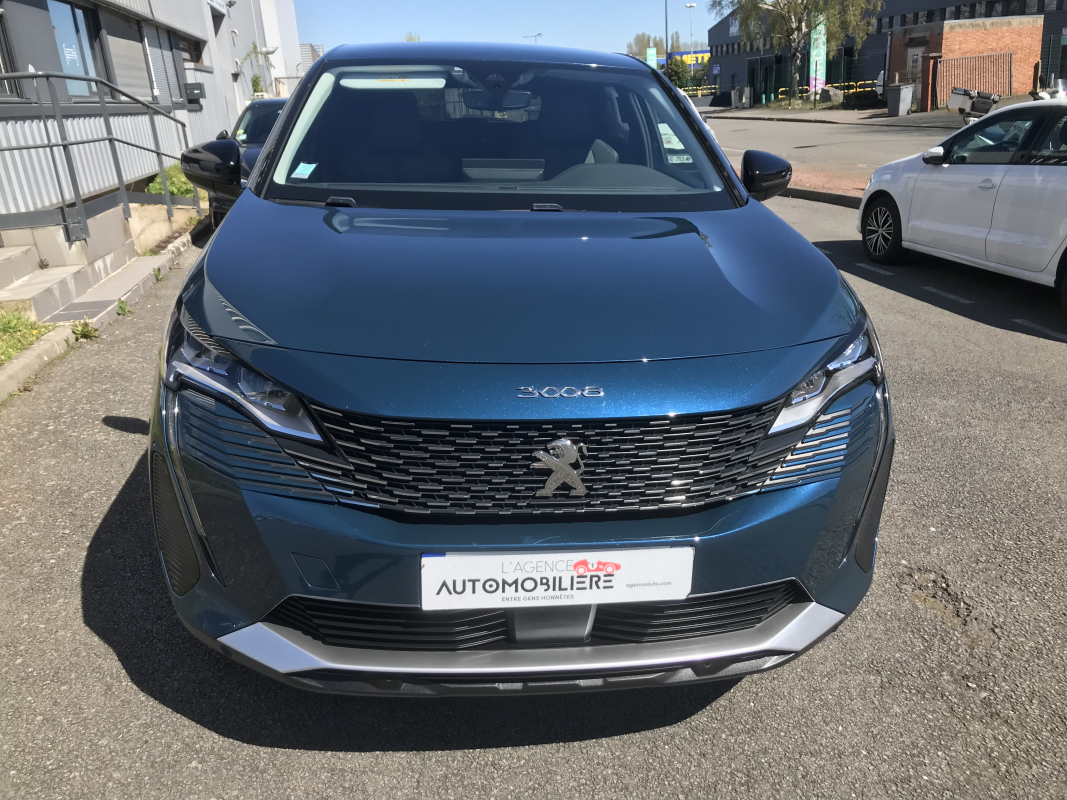Peugeot 3008 HYbrid4 — 9