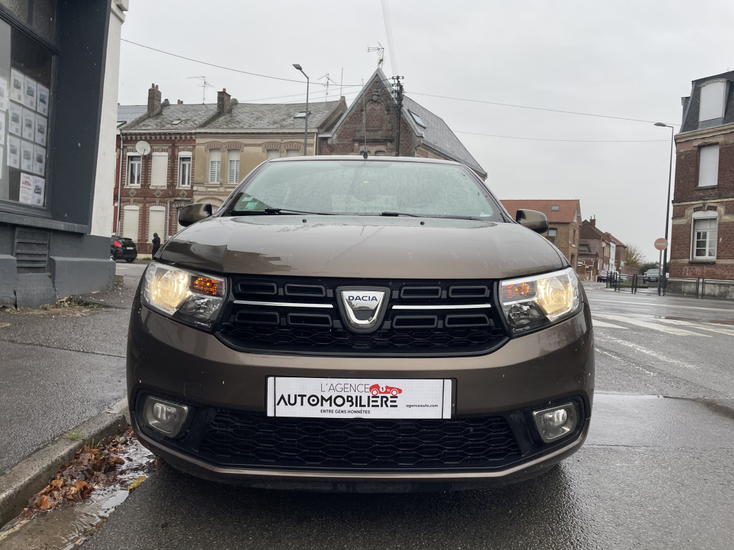 Dacia Sandero — 3