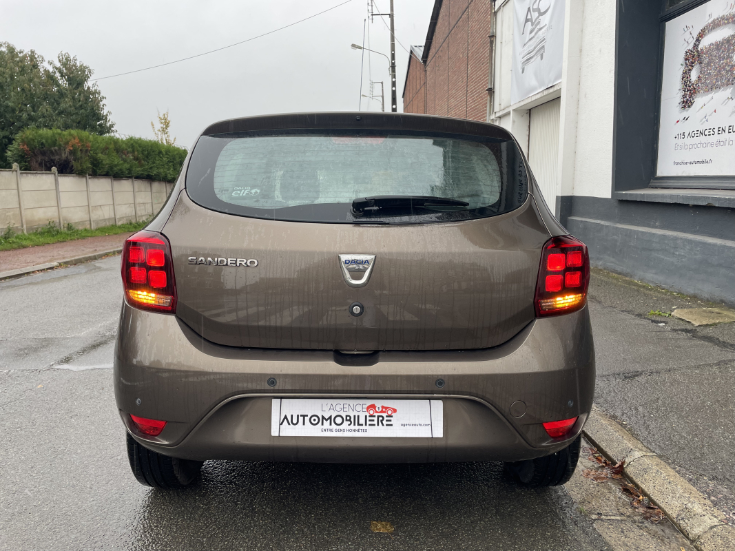 Dacia Sandero — 6