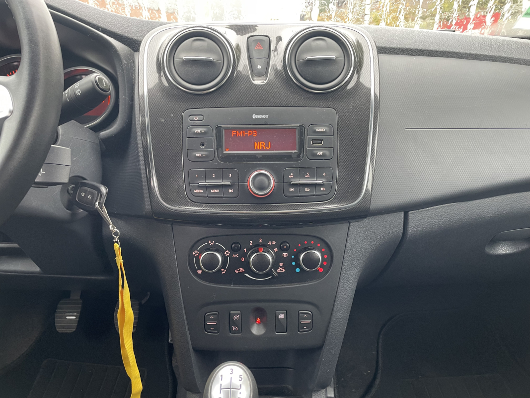 Dacia Sandero — 27