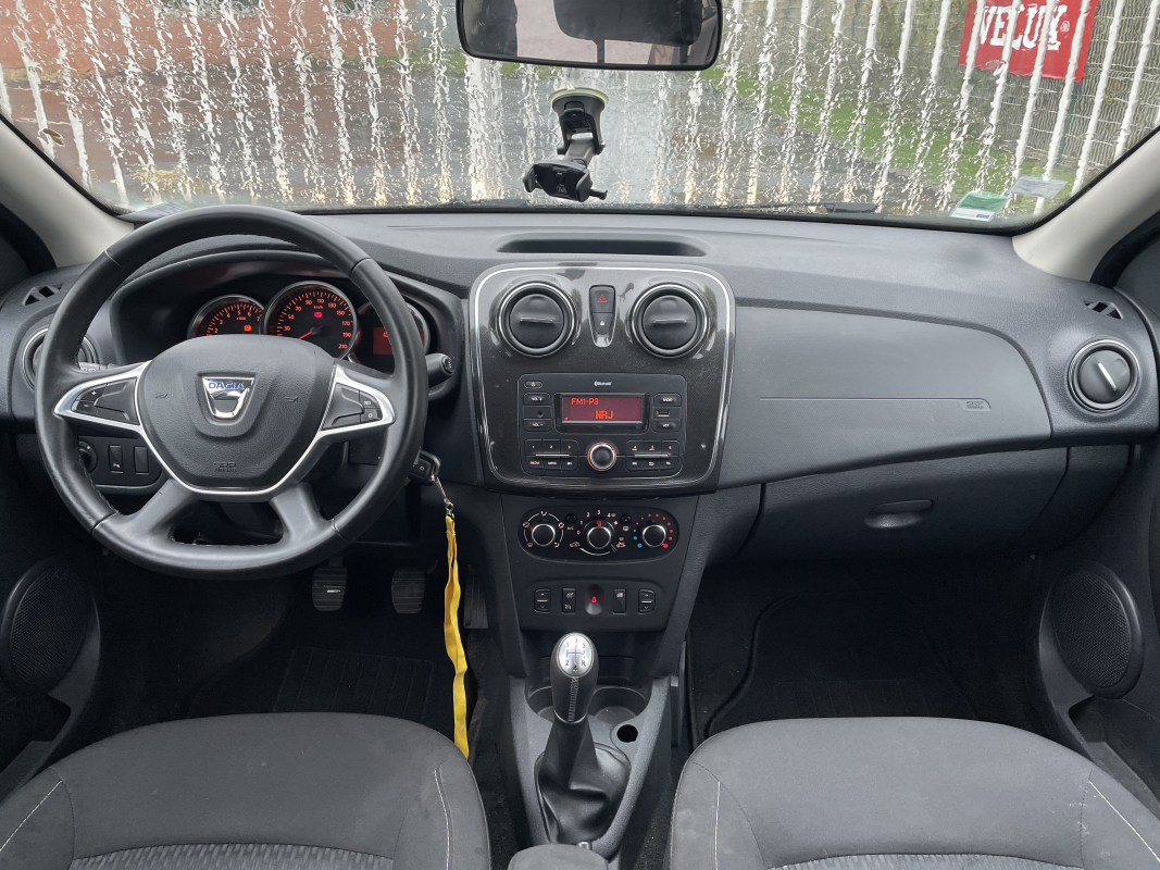 Dacia Sandero — 16