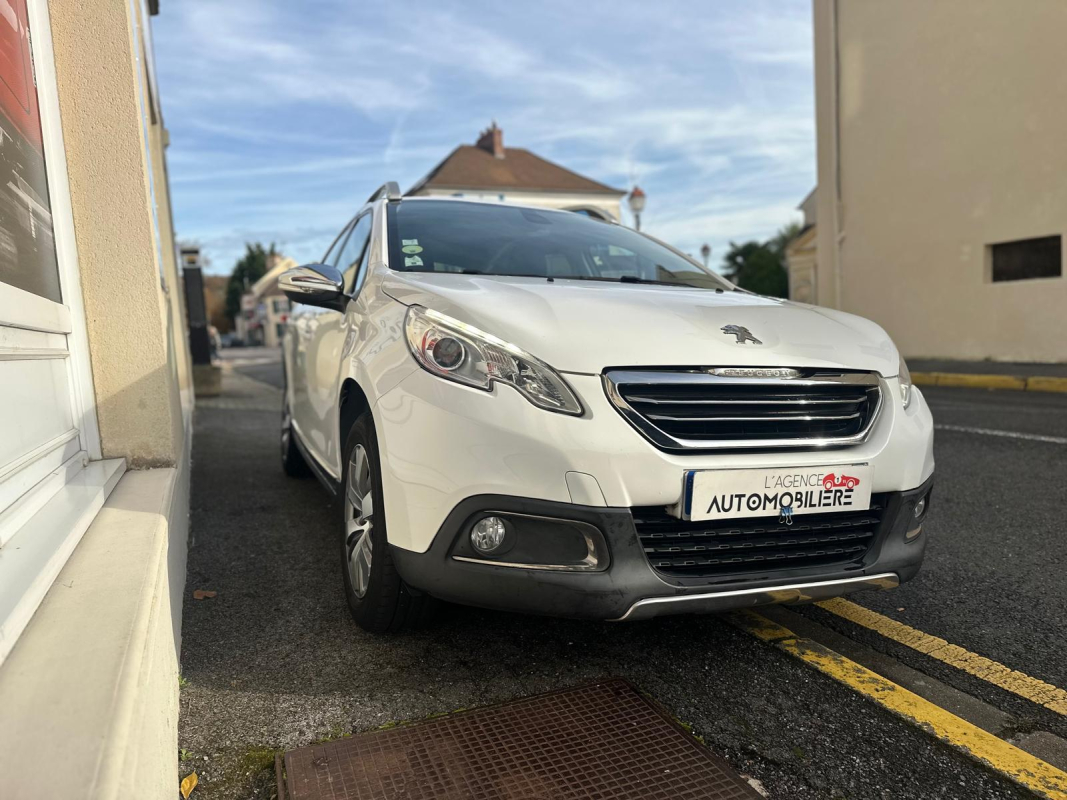 Peugeot 2008 — 3