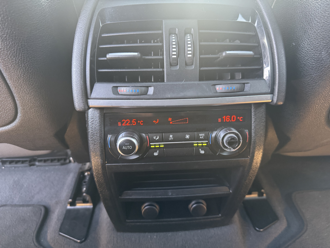 Bmw X6 — 12