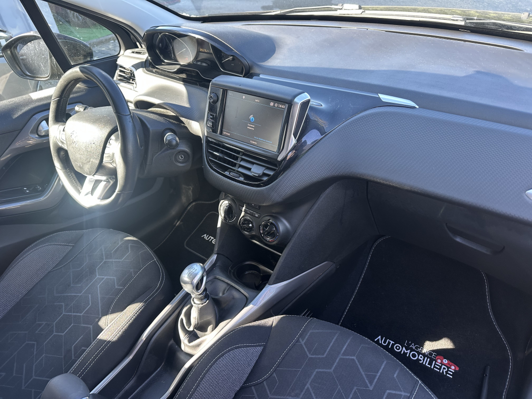 Peugeot 2008 — 9