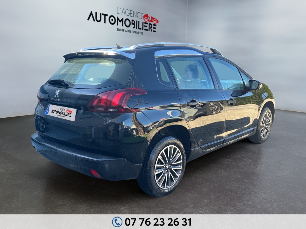 Peugeot 2008 — 4