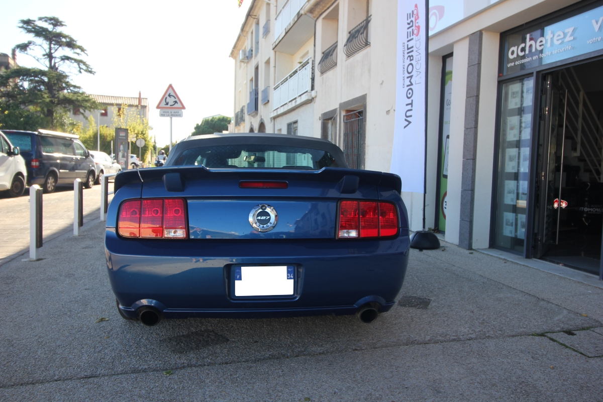 Ford Mustang — 4