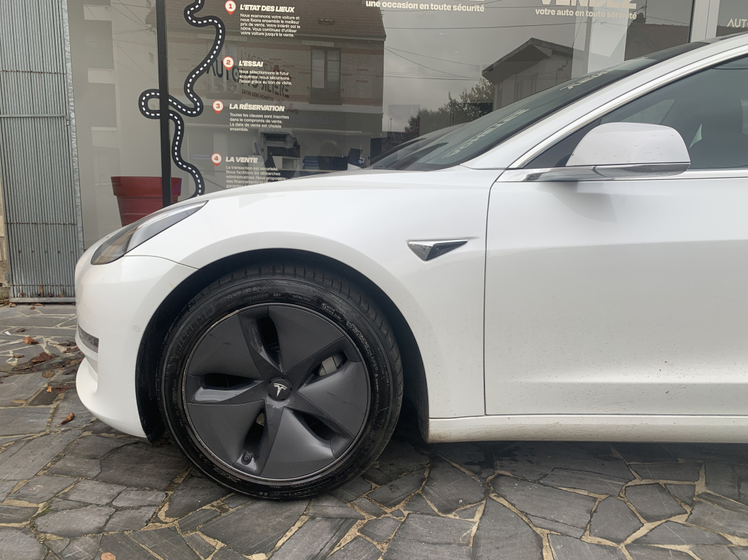 Tesla Model 3 — 8