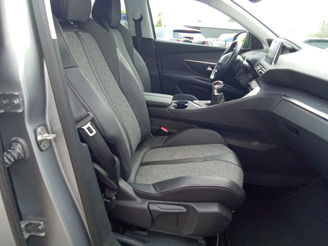Peugeot 3008 — 14