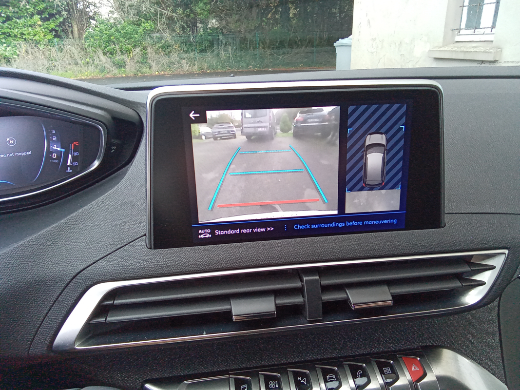 Peugeot 3008 — 11