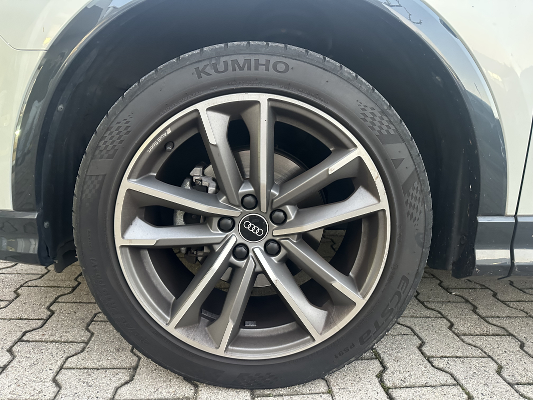 Audi Q3 Sportback — 30