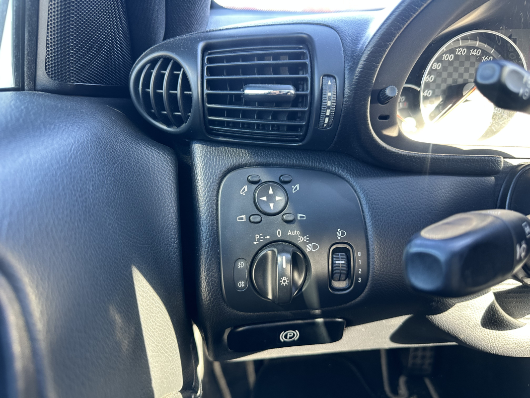 Mercedes CLC — 21