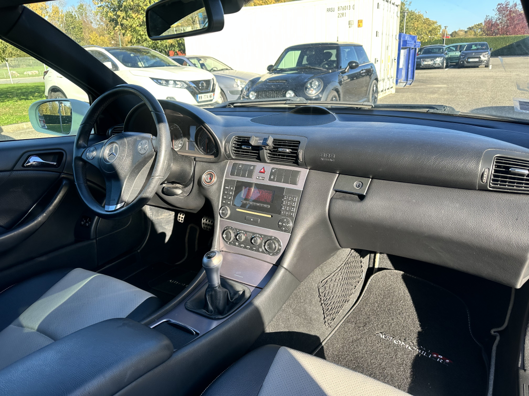 Mercedes CLC — 15