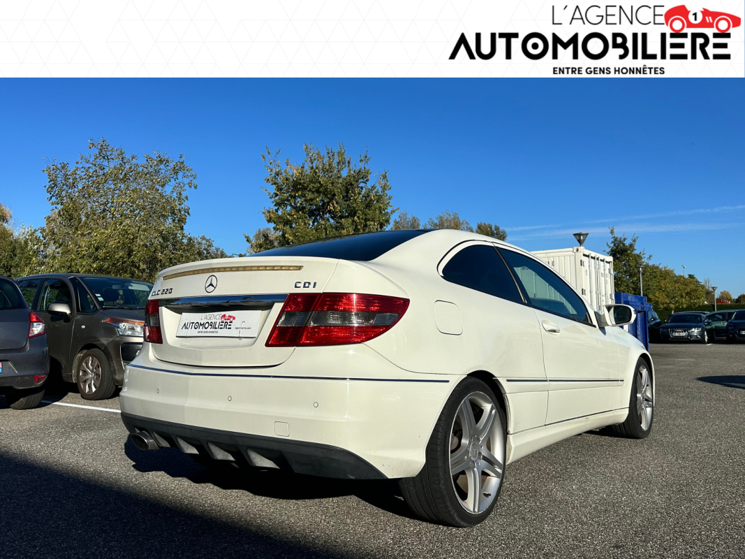 Mercedes CLC — 3