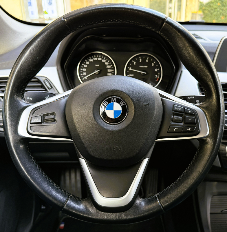Bmw X1 — 12