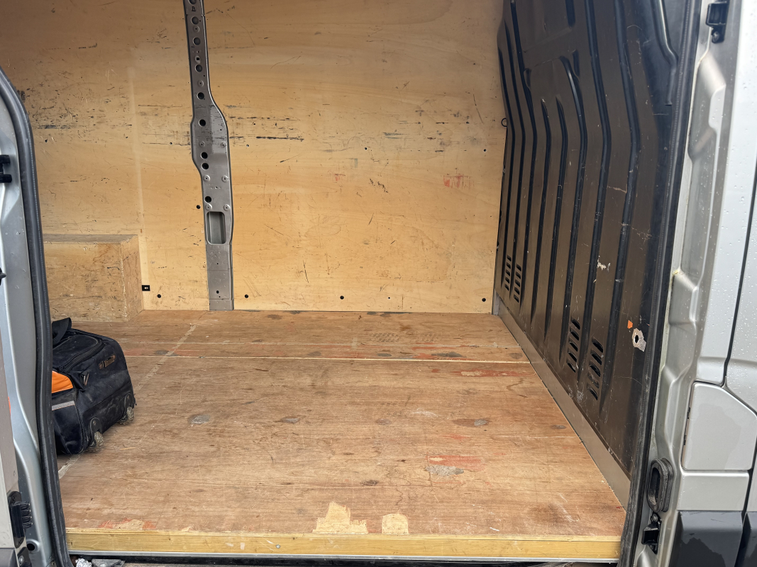 Renault Master — 6