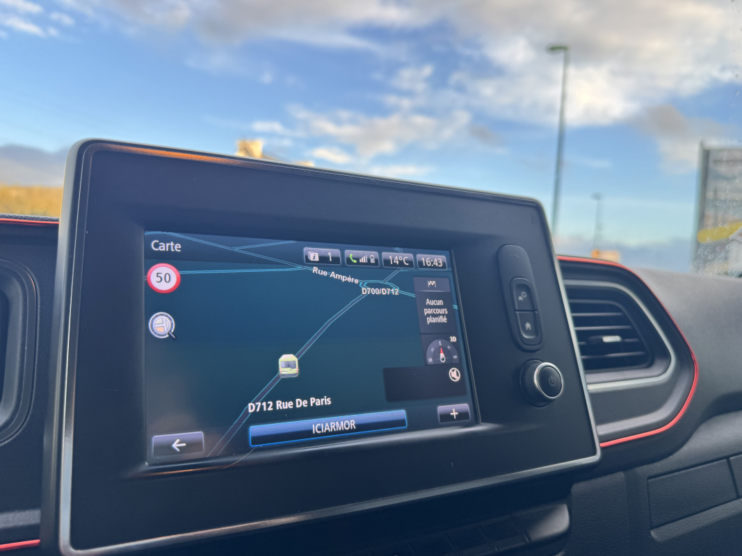 Renault Master — 16