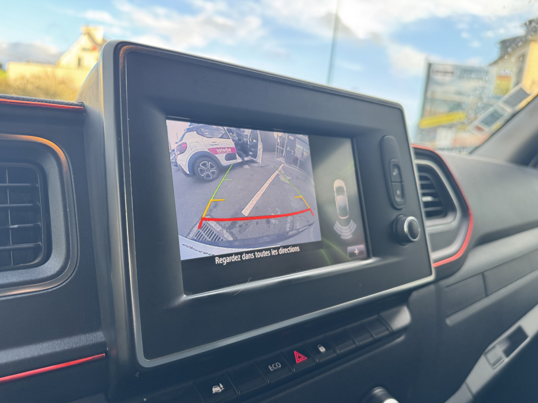 Renault Master — 17
