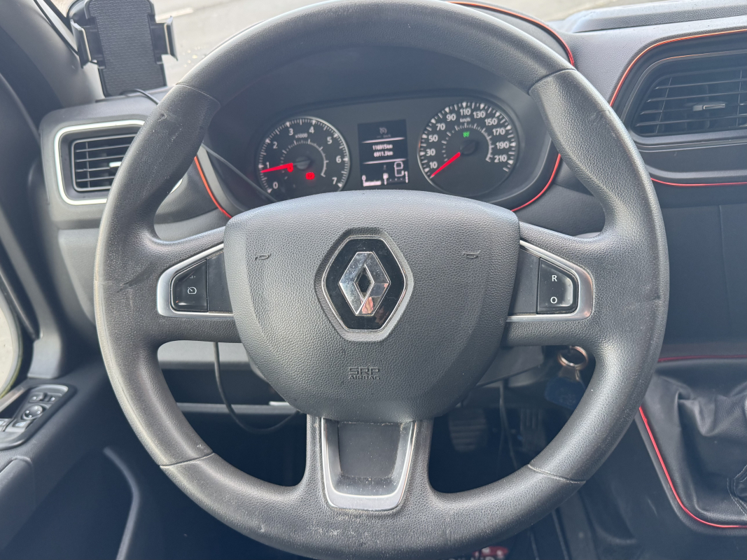 Renault Master — 14