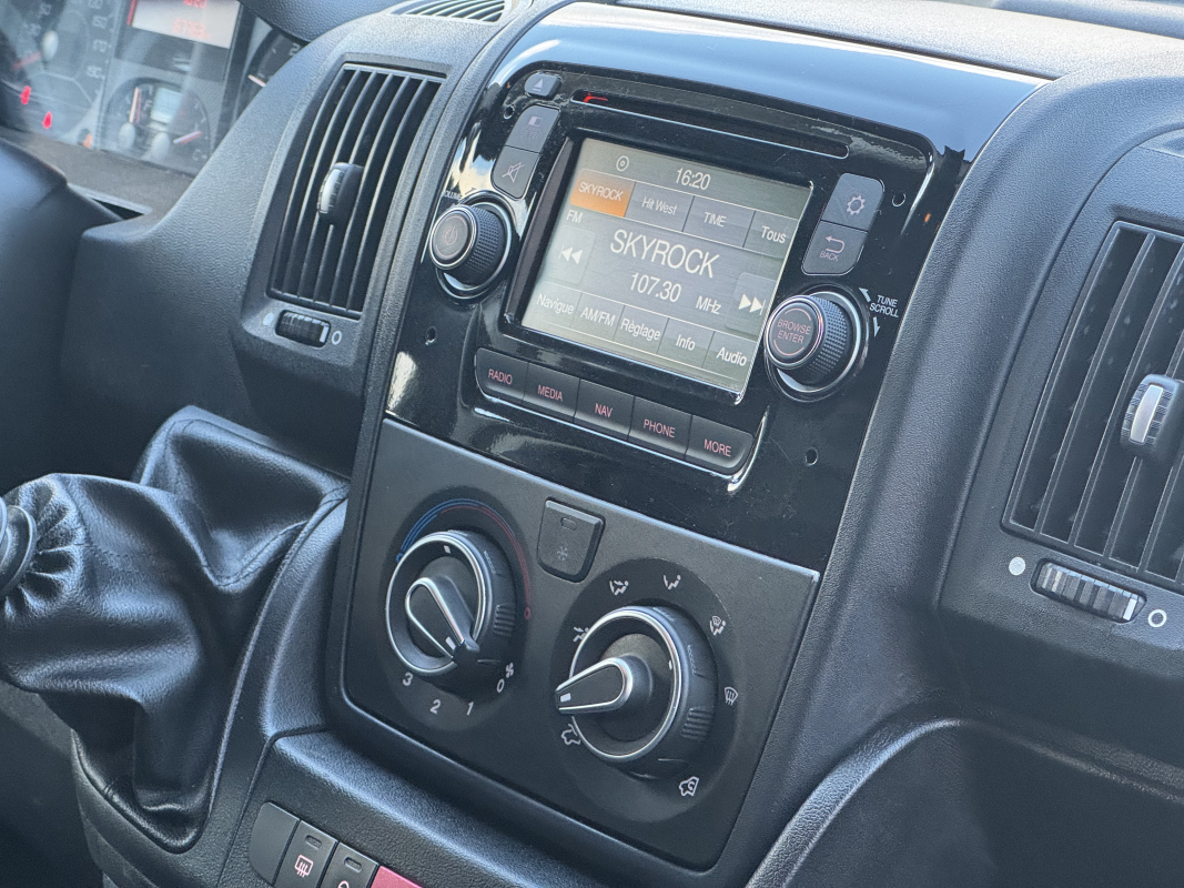 Peugeot Boxer — 14