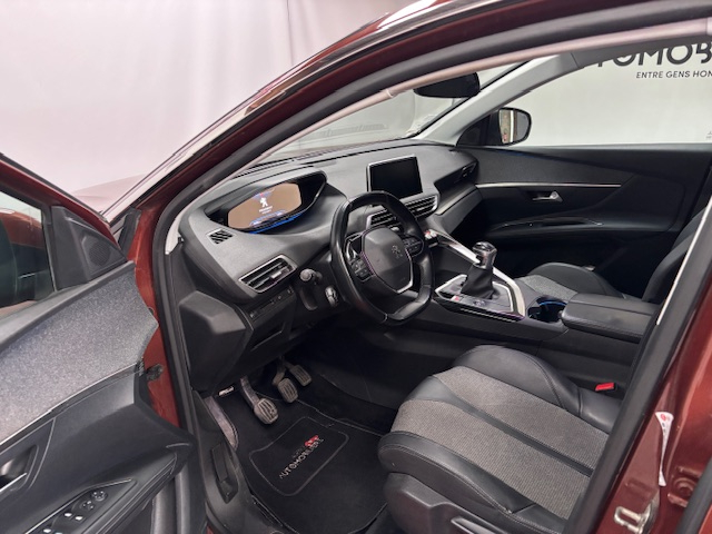 Peugeot 3008 — 13