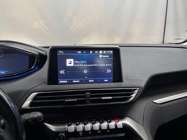 Peugeot 3008 — 25
