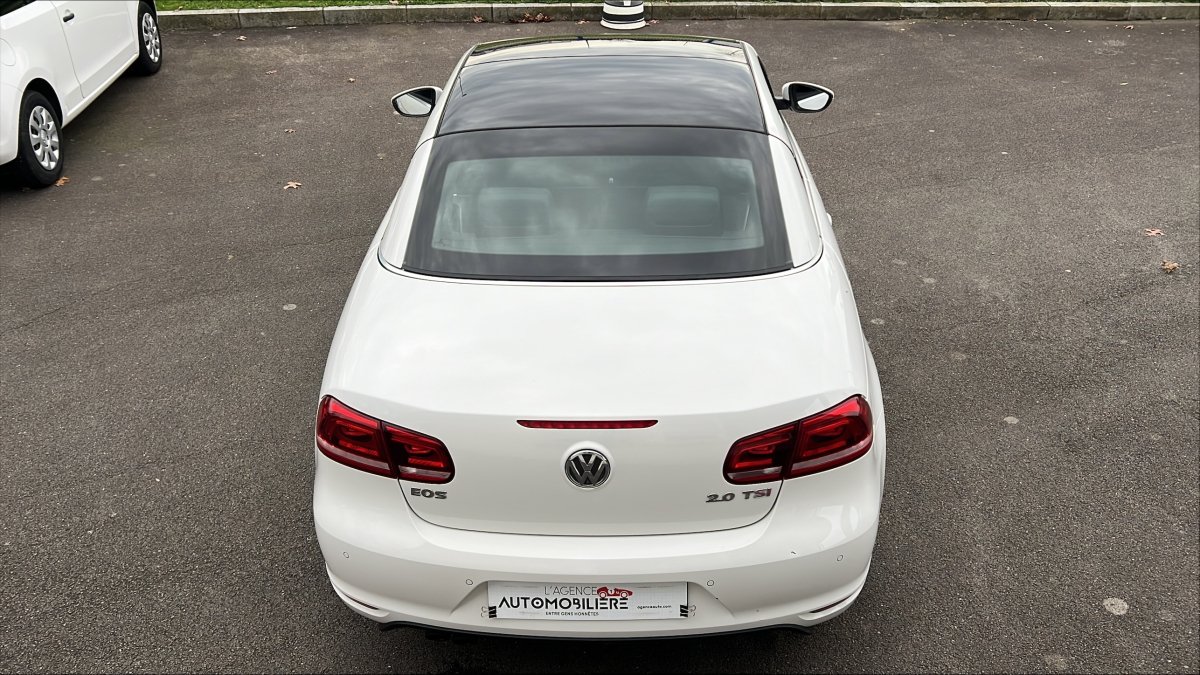 Volkswagen EOS — 11
