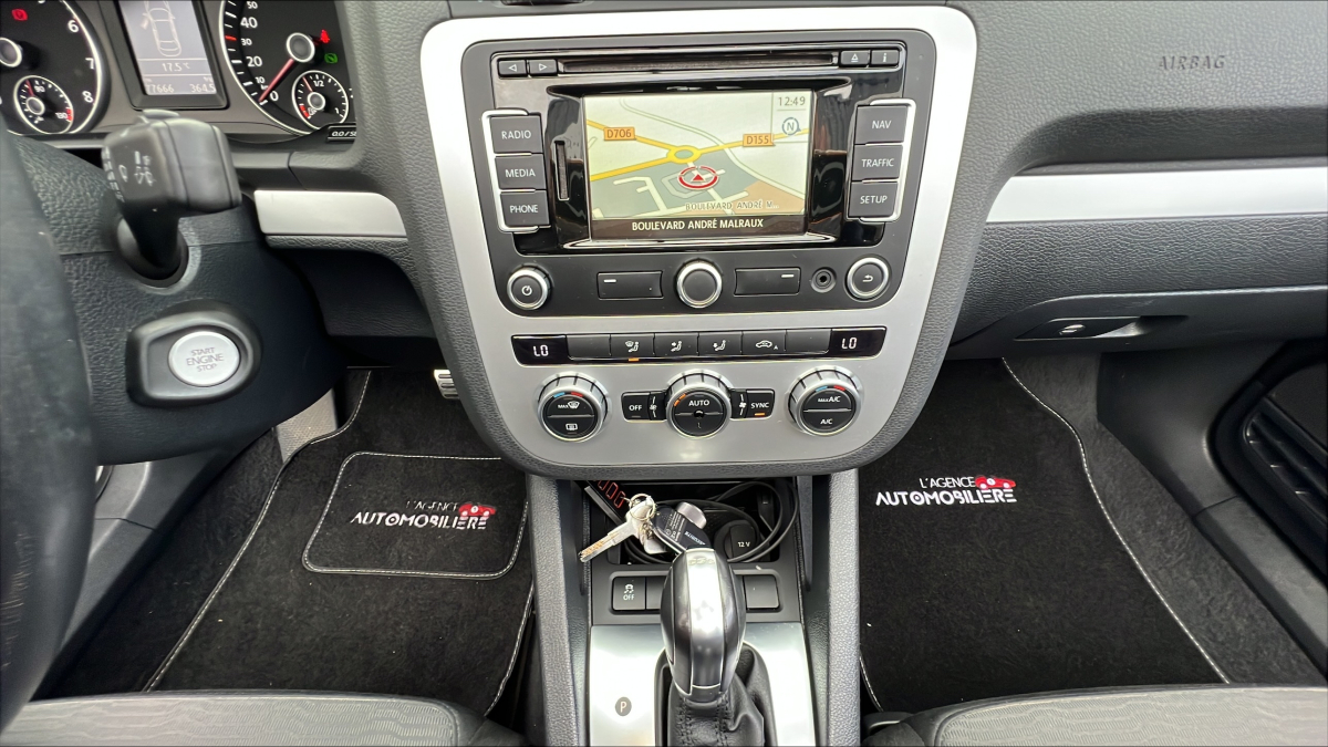 Volkswagen EOS — 28