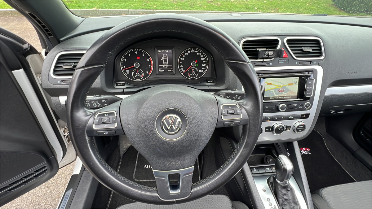 Volkswagen EOS — 26