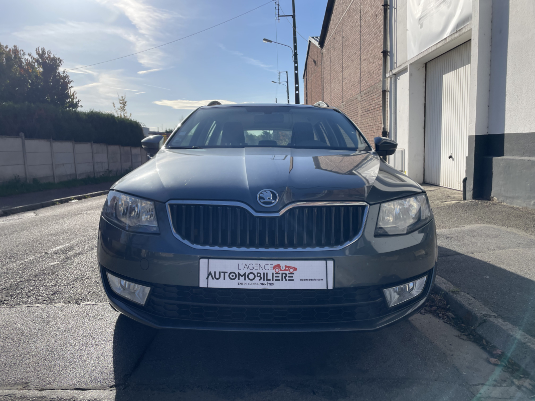 Skoda Octavia Combi — 8