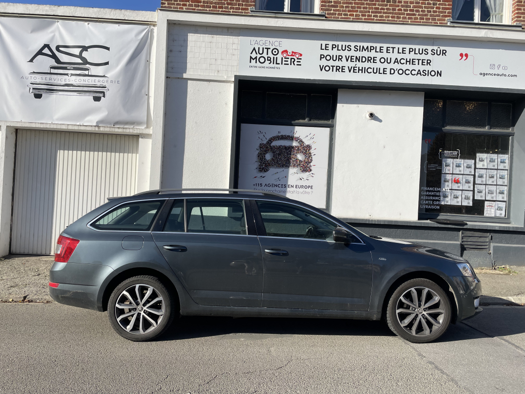 Skoda Octavia Combi — 9