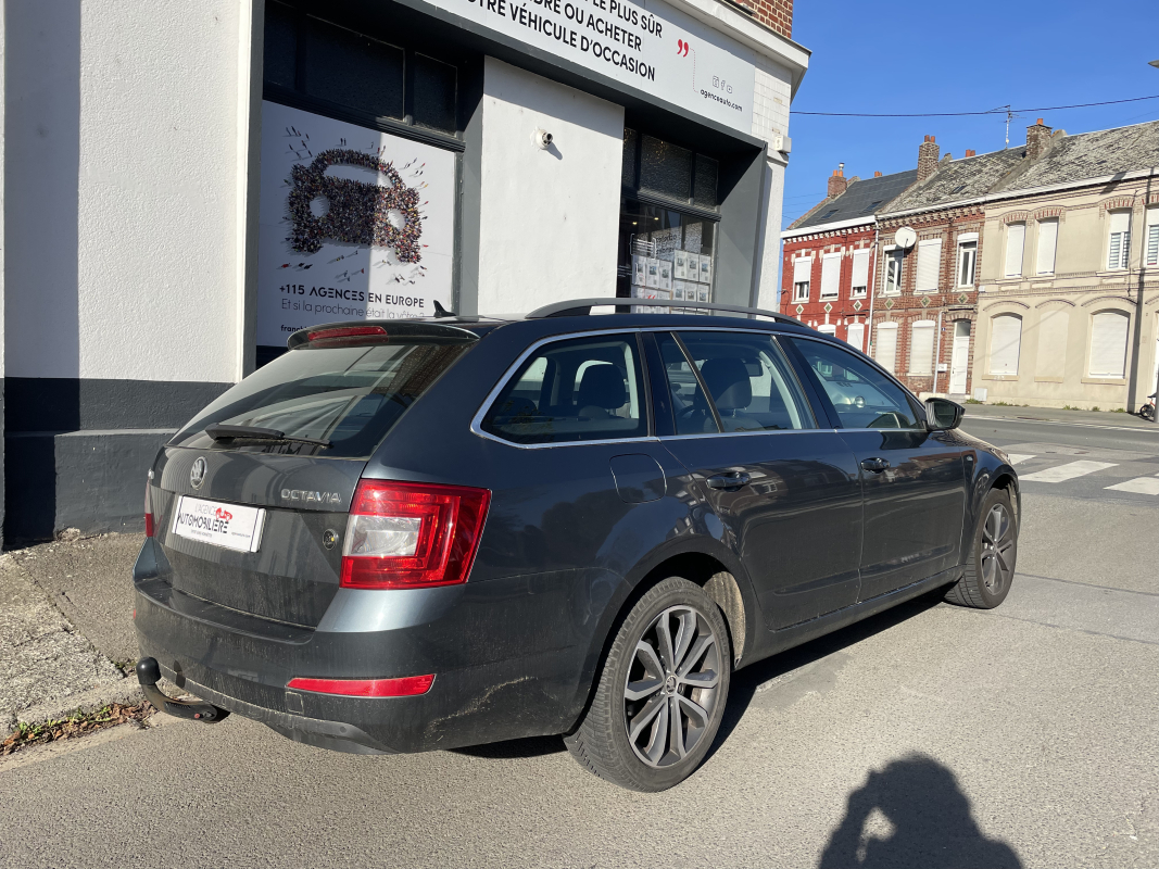 Skoda Octavia Combi — 10