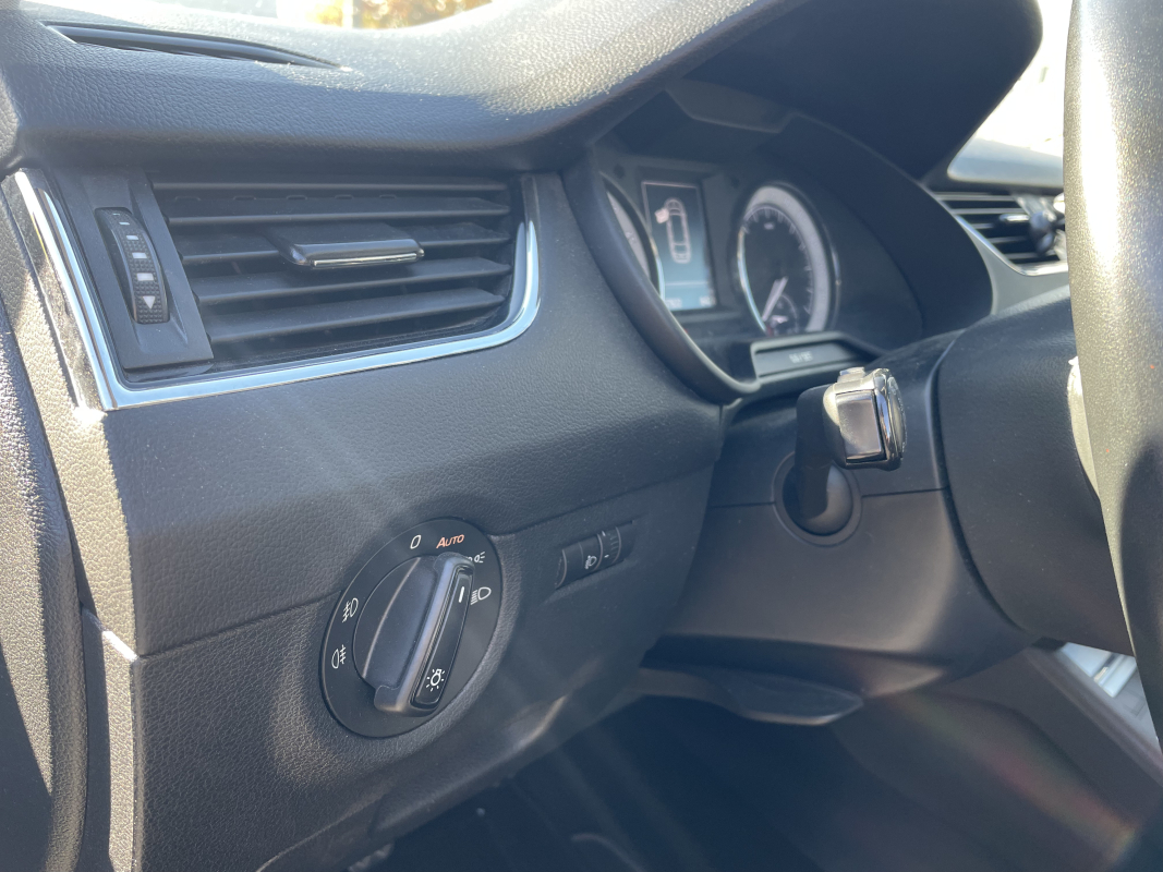 Skoda Octavia Combi — 18